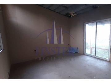 Finster Vende Parcela Con Casa Por Terminar En Condominio Ca