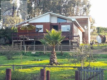 Finster Vende Hermosa Parcela De 25.000 M2 Valle Alegre, Qui