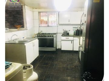 Casa Con Amplio Terreno, En La  Comuna El Bosque