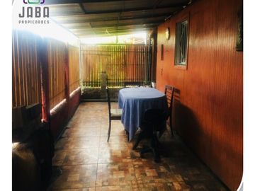 Casa Con Amplio Terreno, En La  Comuna El Bosque