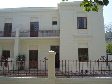 Local - Casa Comercial Barrio Universitario Republica - Petr