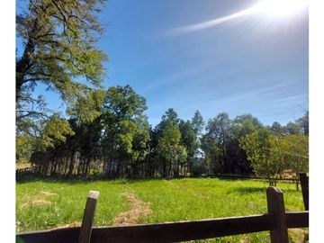 Hauslink Vende Hermosa Parcela Con Laguna Santuario Villarri