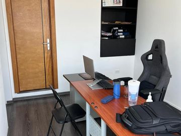 Oficina en Rancho San Francisco