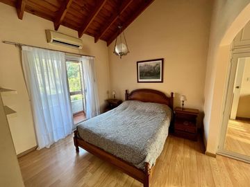 CHALET DE 4 AMB CON PISCINA EN COUNTRY EL PARAISO