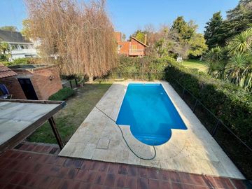 CHALET DE 4 AMB CON PISCINA EN COUNTRY EL PARAISO