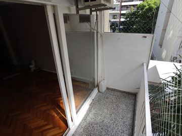 EXCELENTE 3 AMBIENTES 1 CUADRA JM MORENO
