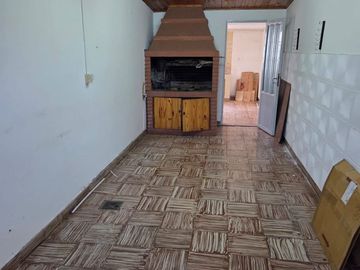 Casa 1/2 dormitorios