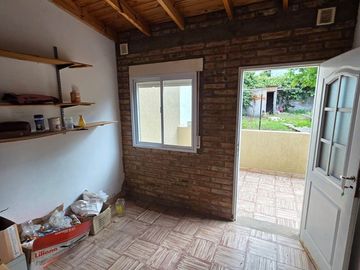 Casa 1/2 dormitorios