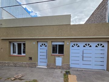Casa 1/2 dormitorios