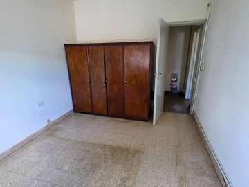 Casa 1/2 dormitorios