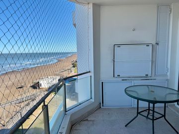 DEPTO FRENTE AL MAR CON DORMITORIO AL FRENTE