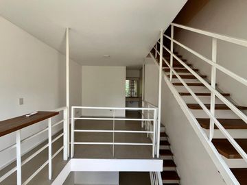 DPTO. LOFT 2 amb VENTA. Terraza propia, balcón.