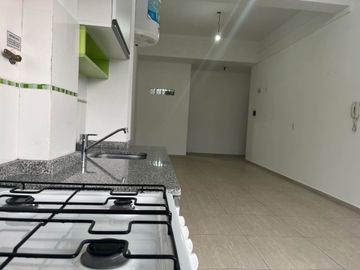 VENTA CASEROS AMPLIO MONOAMBIENTE BAJAS EXPENSAS