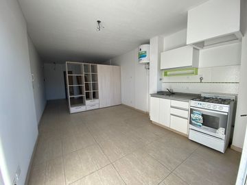 VENTA 1 AMBIENTE. BAJAS EXPENSAS. MUY LUMINOSO