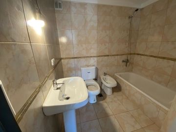 VENTA 1 AMBIENTE. BAJAS EXPENSAS. MUY LUMINOSO