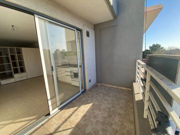 VENTA 1 AMBIENTE. BAJAS EXPENSAS. MUY LUMINOSO