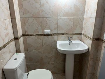 VENTA 2 AMBIENTES CON BALCÓN. POSIB DE FINANCIAR.