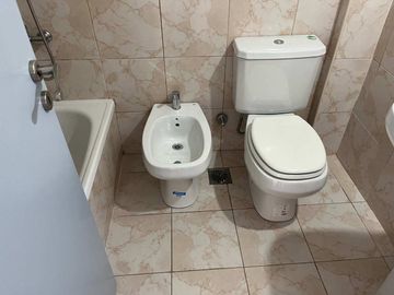 VENTA 2 AMBIENTES CON BALCÓN. POSIB DE FINANCIAR.
