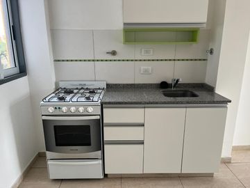 VENTA 2 AMBIENTES CON BALCÓN. POSIB DE FINANCIAR.