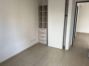 VENTA 2 AMBIENTES CON BALCÓN. POSIB DE FINANCIAR.