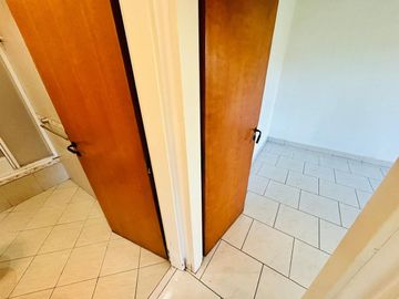Casa de 7 ambientes y 5 habitaciones venta Ezeiza