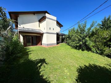Casa de 7 ambientes y 5 habitaciones venta Ezeiza