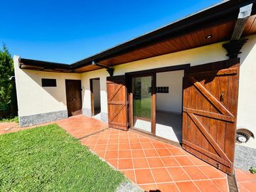 Casa de 7 ambientes y 5 habitaciones venta Ezeiza