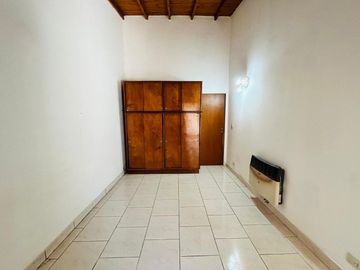 Casa de 7 ambientes y 5 habitaciones venta Ezeiza