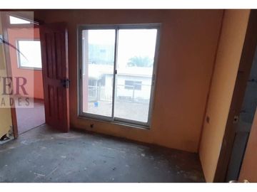 Finster Vende Gran Propiedad Uso Comercial Y Residencial Qui