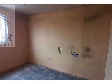 Finster Vende Gran Propiedad Uso Comercial Y Residencial Qui