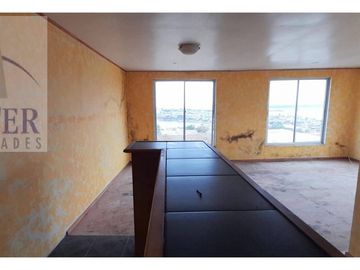 Finster Vende Gran Propiedad Uso Comercial Y Residencial Qui