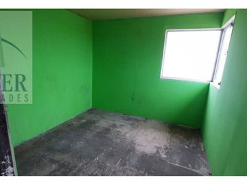 Finster Vende Gran Propiedad Uso Comercial Y Residencial Qui