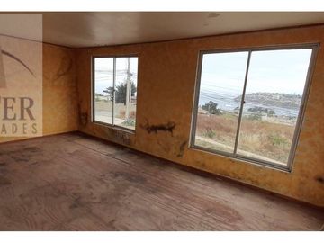 Finster Vende Gran Propiedad Uso Comercial Y Residencial Qui