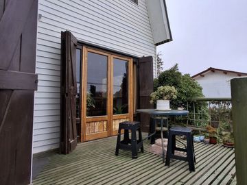 A La Venta Hermosa Casa + Casa Y Cabaña, Con Vista Al Mar En