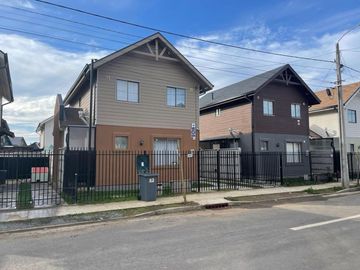 Casa En Venta Valles Del Country, Talca