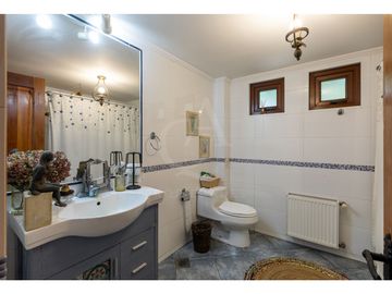 Casa En Venta Condominio La Reina, ( Cercano A Colegio Inglé