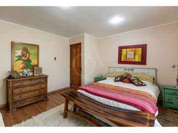 Casa En Venta Condominio La Reina, ( Cercano A Colegio Inglé