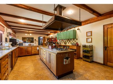 Casa En Venta Condominio La Reina, ( Cercano A Colegio Inglé