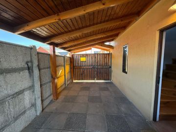 Vendemos Hermosa Casa Esquina En Villa Bicentenario