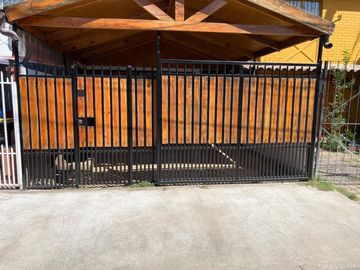 Catenaria Propiedades Vende En Sector Villa Los Héroes - Mai