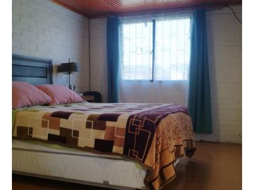 Catenaria Propiedades Vende En Sector Villa Los Héroes - Mai