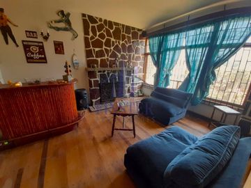 Finster Vende Espectacular Casa Frente Hotel Yachting Quinte
