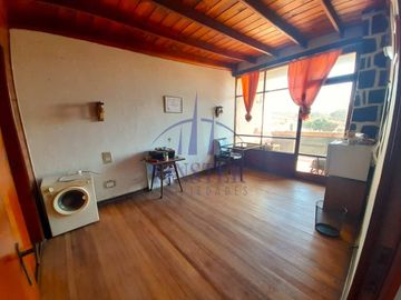 Finster Vende Espectacular Casa Frente Hotel Yachting Quinte