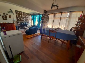 Finster Vende Espectacular Casa Frente Hotel Yachting Quinte