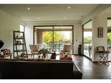 Casa En Venta Condominio Alto Huilquilemu, Talca.