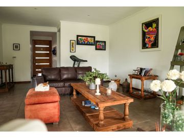 Casa En Venta Condominio Alto Huilquilemu, Talca.