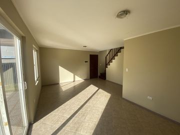 Casa En Venta Valles Del Country, Las Rastras, Talca