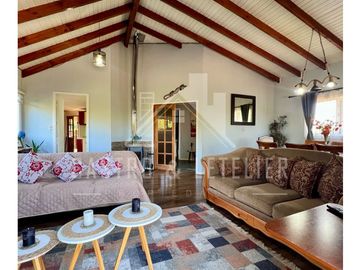 En Venta Linda Parcela 5.800m2 Con Casa De 300m2 A Solo 3 Km