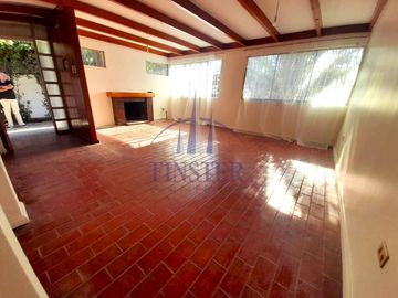 Finster Vende Propiedad Comercial En Ubicación Estratégica!