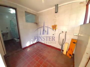 Finster Vende Propiedad Comercial En Ubicación Estratégica!